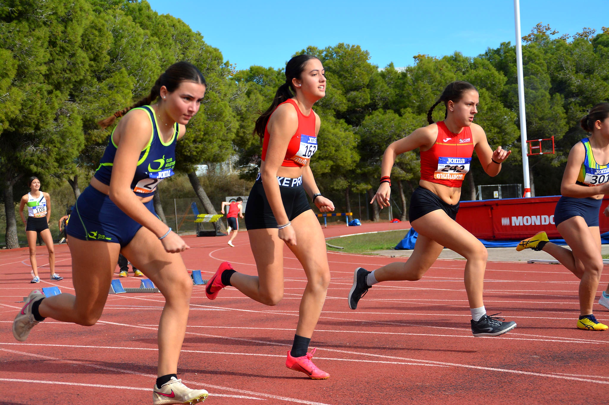 Club Atletisme Badalona - Tecnificacio